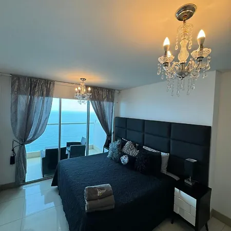 Empire Presidential Private Jacuzzi Cartagena
